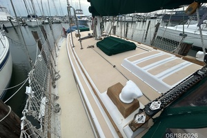 Three Little Birds 37ft Tayana Yacht For Sale