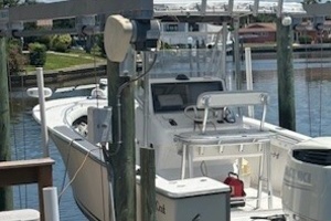 Frayed Knot 23ft Tracker Yacht For Sale
