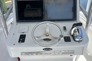 Frayed Knot 23ft Tracker Yacht For Sale