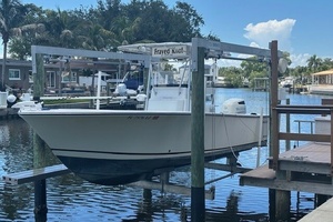 Frayed Knot 23ft Tracker Yacht For Sale