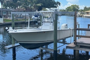 Frayed Knot 23ft Tracker Yacht For Sale