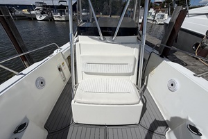 26ft Boston Whaler Yacht For Sale