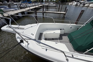 26ft Boston Whaler Yacht For Sale