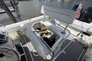 26ft Boston Whaler Yacht For Sale