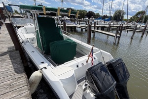 26ft Boston Whaler Yacht For Sale
