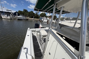 26ft Boston Whaler Yacht For Sale