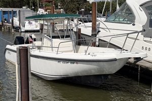 26ft Boston Whaler Yacht For Sale