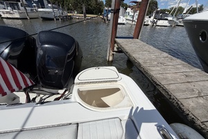 26ft Boston Whaler Yacht For Sale