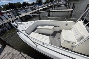 26ft Boston Whaler Yacht For Sale