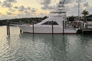 Caught 1990 Striker  Yacht For Sale in Islamorada FL