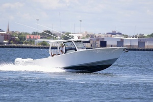 2022 Sportsman Open 352 - Exterior Profile