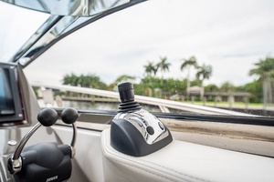 44ft Regal Yacht For Sale