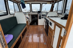 Sapphire 31ft Eastern Yacht For Sale