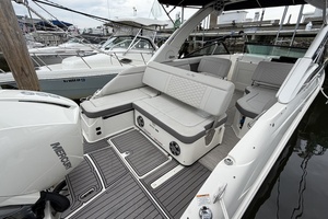 25ft Sea Ray Yacht For Sale