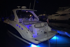 Pulling Chocks 33ft Chaparral Yacht For Sale