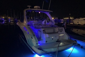 Pulling Chocks 33ft Chaparral Yacht For Sale