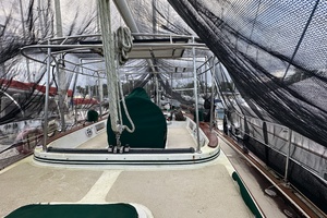 Sweet Emotion 42ft Endeavour Yacht For Sale
