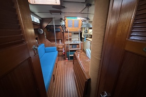Sweet Emotion 42ft Endeavour Yacht For Sale