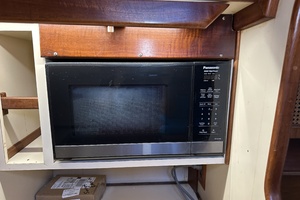 Sweet Emotion 42ft Endeavour Yacht For Sale