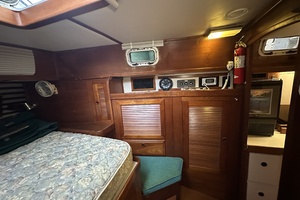 Sweet Emotion 42ft Endeavour Yacht For Sale