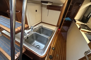 Sweet Emotion 42ft Endeavour Yacht For Sale