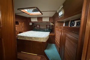 Sweet Emotion 42ft Endeavour Yacht For Sale