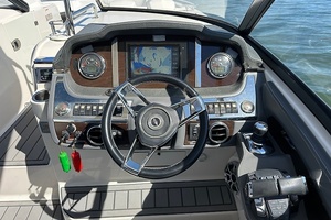 Aim High 33ft Chaparral Yacht For Sale