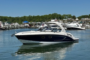 Aim High 33ft Chaparral Yacht For Sale