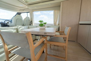 60FT (18.29M) AZIMUT