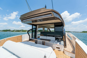 60FT (18.29M) AZIMUT