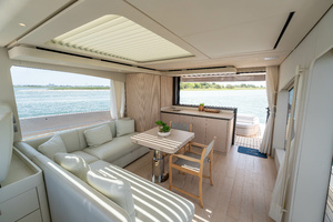 60FT (18.29M) AZIMUT