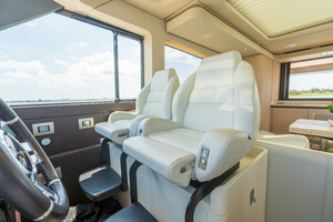 60FT (18.29M) AZIMUT