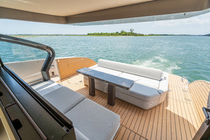60FT (18.29M) AZIMUT