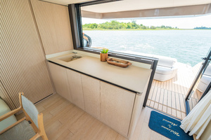 60FT (18.29M) AZIMUT