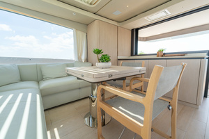 60FT (18.29M) AZIMUT