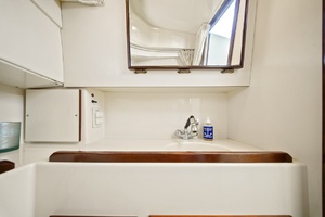 Escape 31ft Camano Yacht For Sale