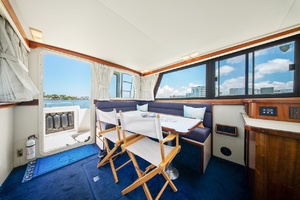 Escape 31ft Camano Yacht For Sale