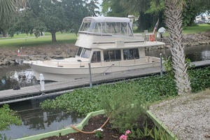 Blooper 40ft Mainship Yacht For Sale