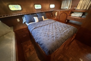 50ft Marine Trader Yacht For Sale