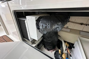 42FT (12.95M) BOSTON WHALER