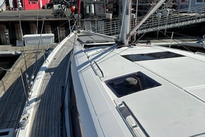 50FT (15.39M) JEANNEAU
