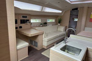 50FT (15.39M) JEANNEAU