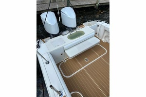 33ft Pursuit Yacht For Sale
