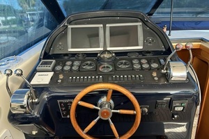 57ft Uniesse Yacht For Sale