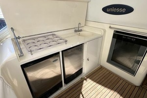57ft Uniesse Yacht For Sale