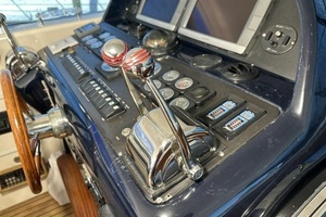 57ft Uniesse Yacht For Sale
