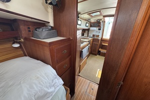 BIA 30ft Cape Dory Yacht For Sale