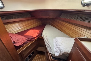 BIA 30ft Cape Dory Yacht For Sale