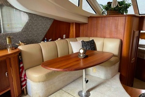 Main Express 39ft Silverton Yacht For Sale