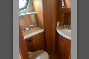 Main Express 39ft Silverton Yacht For Sale